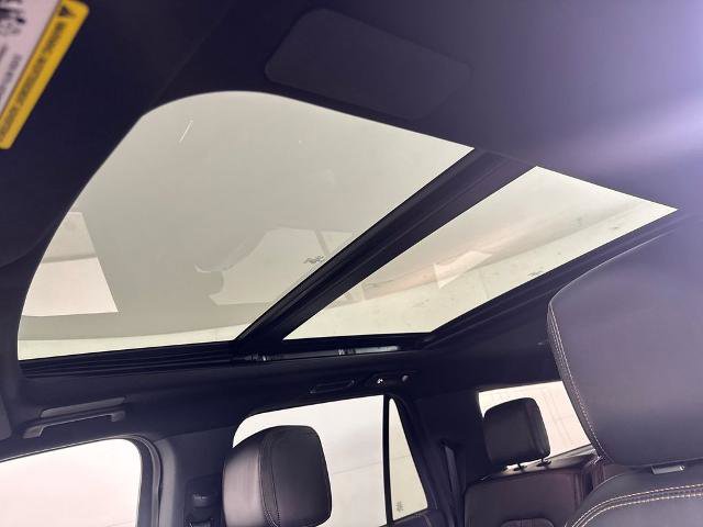 Certified 2023 Ford Expedition Max Platinum AWD/4WD image 11