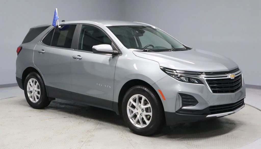 Used 2024 Chevrolet Equinox LT w/ LPO, Floor Liner Package image 7