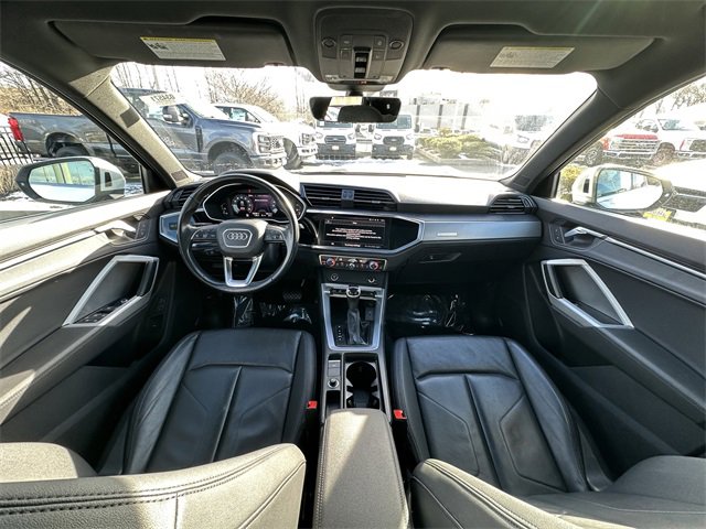 Used 2024 Audi Q3 2.0T Premium image 16