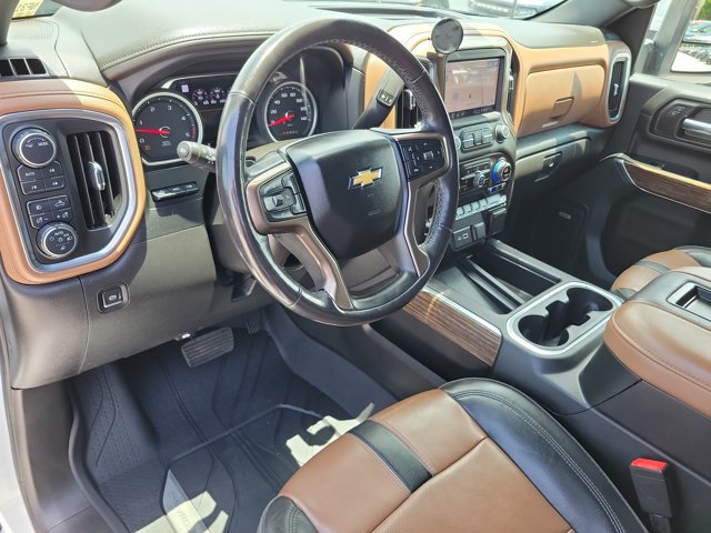 Used 2022 Chevrolet Silverado 3500 High Country w/ Technology Package AWD/4WD image 16