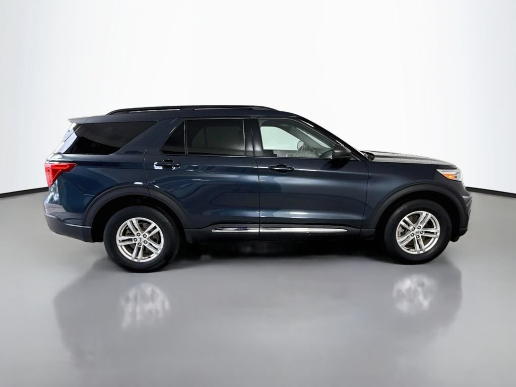 Certified 2023 Ford Explorer XLT w/ Equipment Group 202A AWD/4WD image 13
