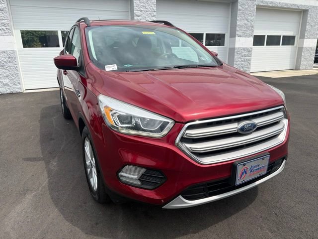 Certified 2017 Ford Escape SE w/ SE Leather Comfort Package AWD/4WD image 9