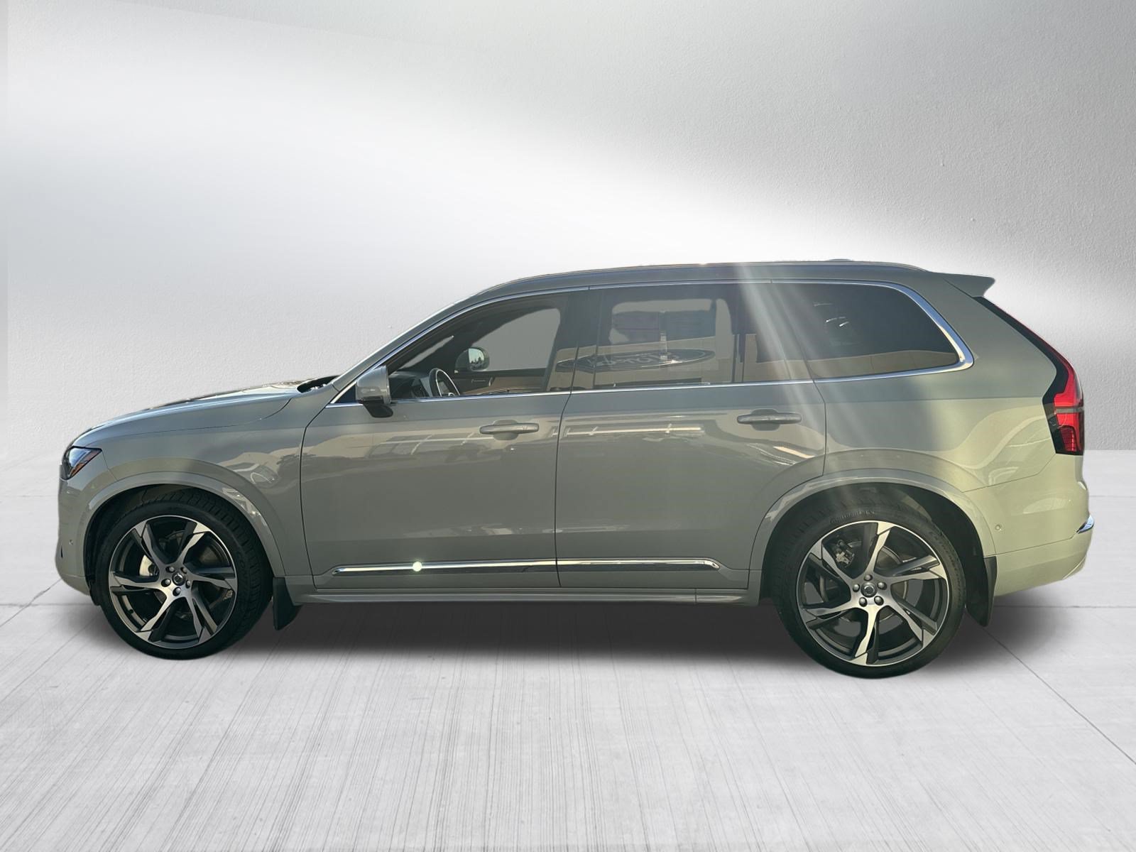 Used 2026 Volvo XC90 B6 Ultra AWD/4WD image 4