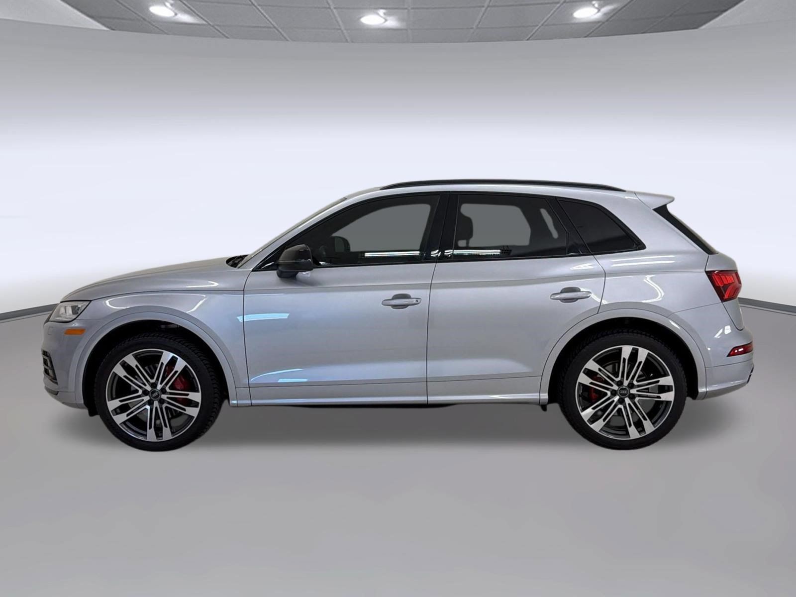 Used 2020 Audi SQ5 Premium Plus w/ Premium Plus Package AWD/4WD image 2