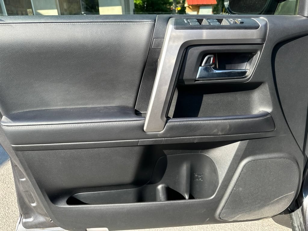 Used 2023 Toyota 4Runner SR5 AWD/4WD image 11