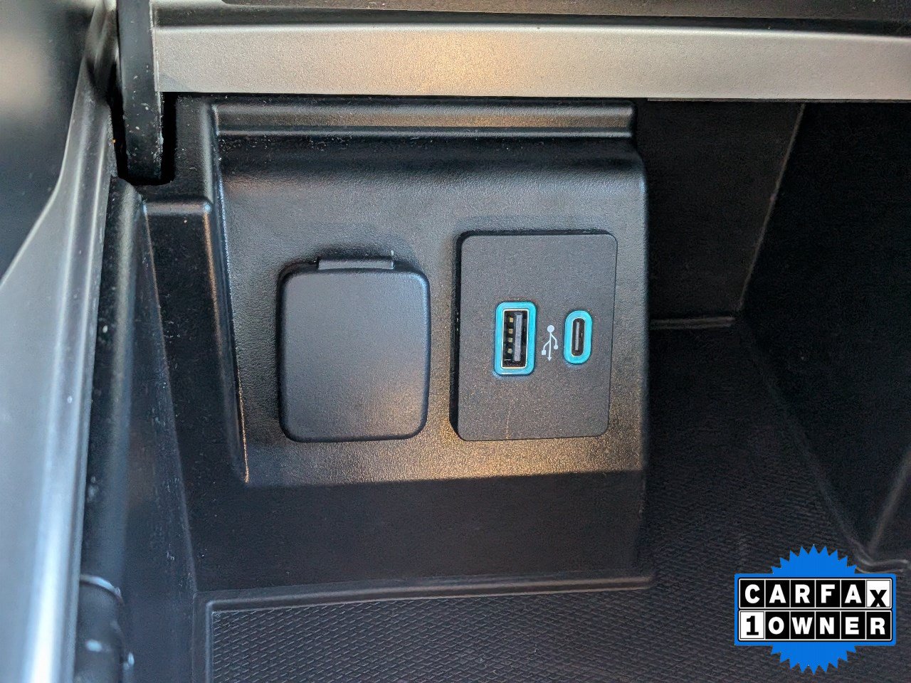 Certified 2020 Ford Explorer XLT AWD/4WD image 25