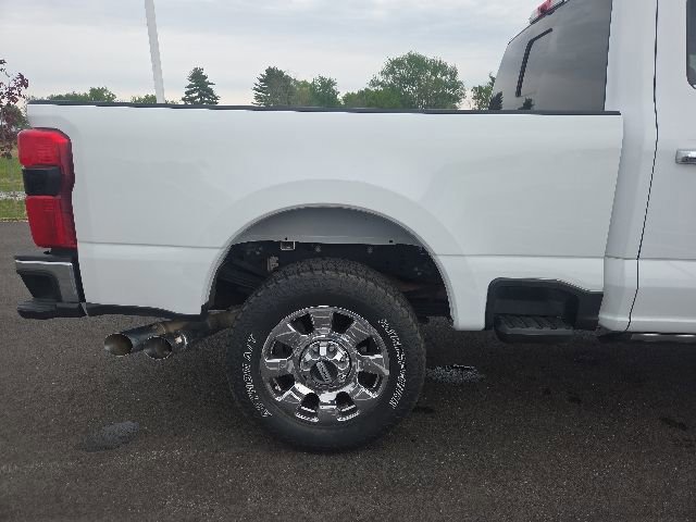 Certified 2024 Ford F350 Lariat w/ Lariat Ultimate Package AWD/4WD image 6