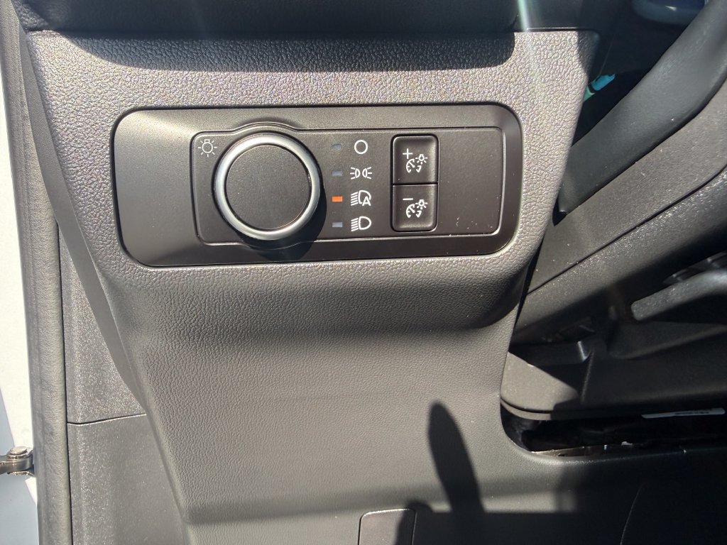 Certified 2025 Ford Escape ST-Line w/ Cold Weather Package AWD/4WD image 26