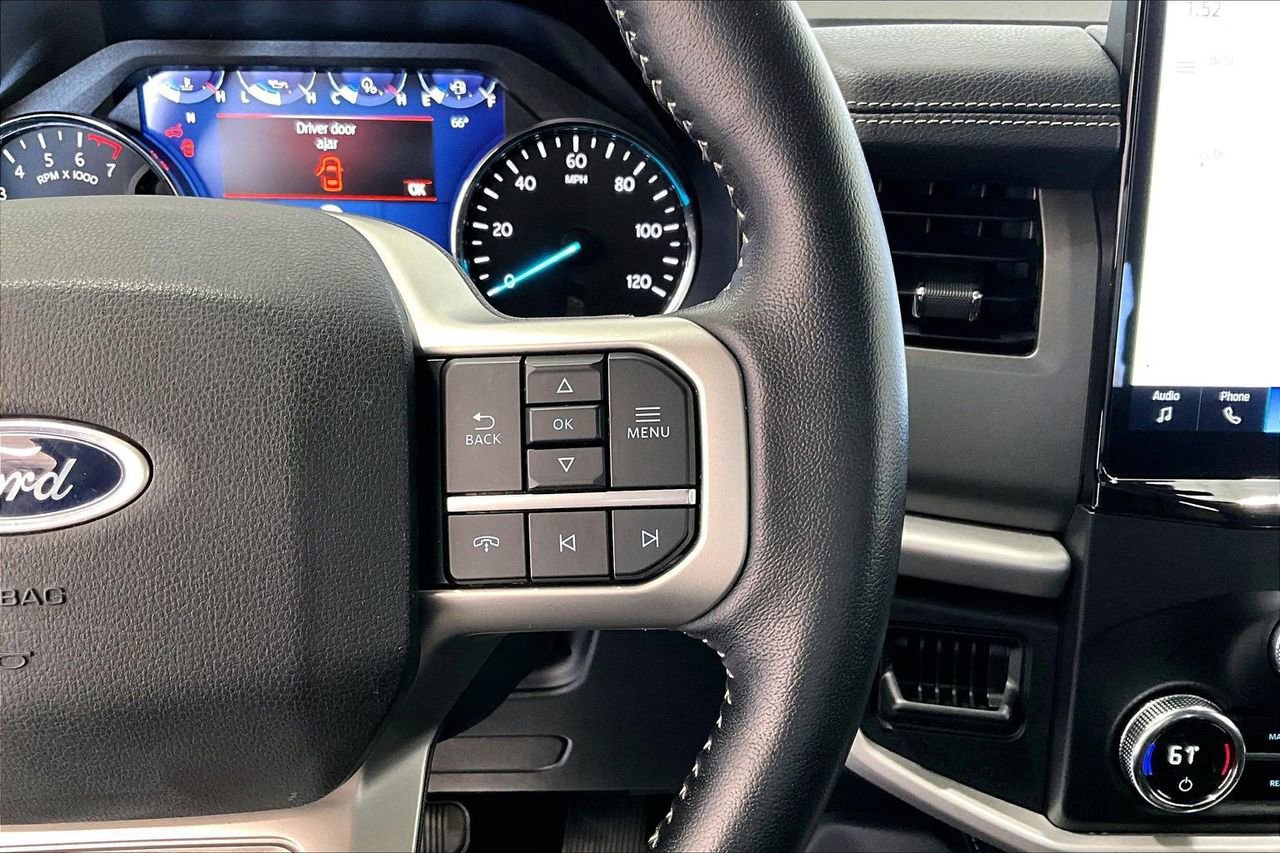 Certified 2023 Ford Expedition XLT image 23