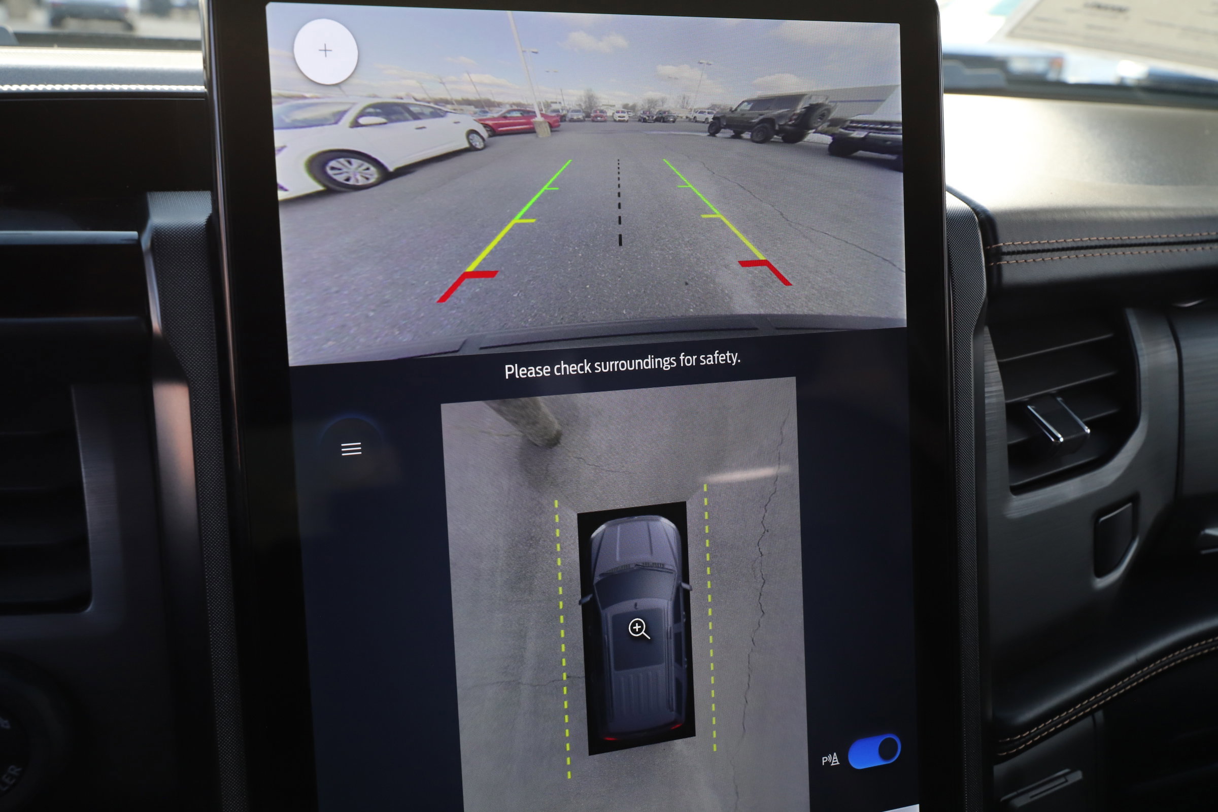 Certified 2023 Ford Expedition Platinum image 34