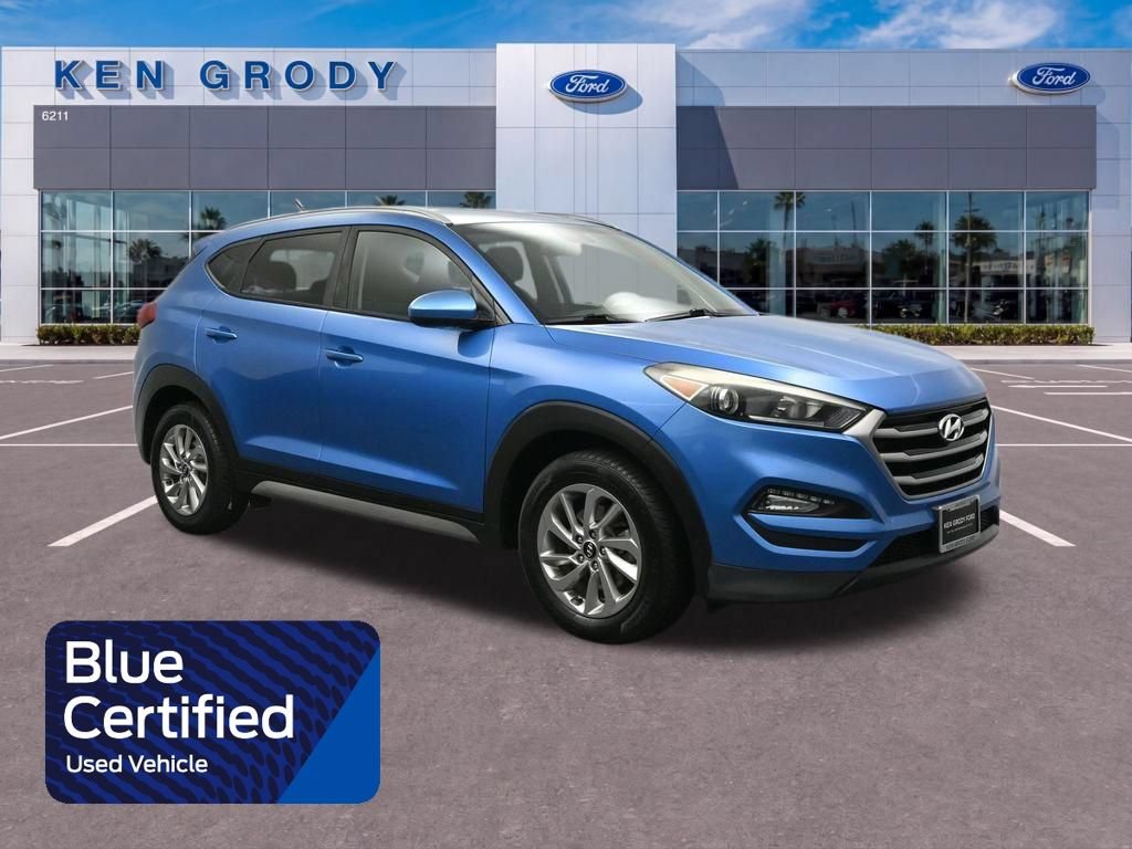 Used 2017 Hyundai Tucson SE w/ SE Popular Package 02