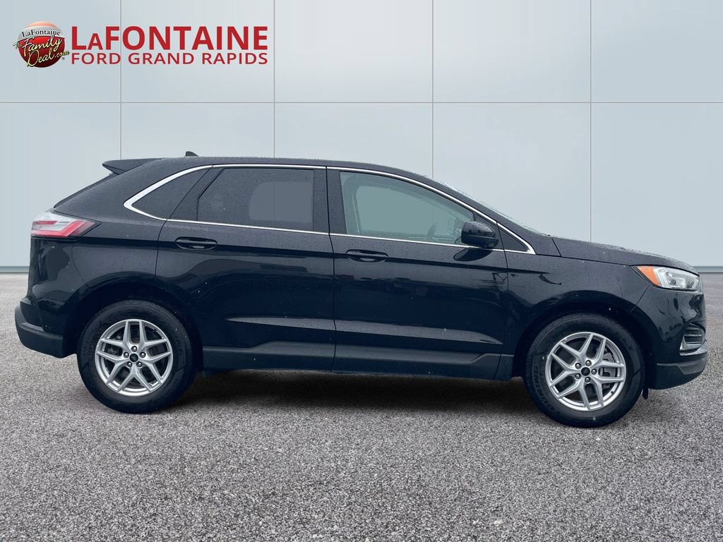 Certified 2024 Ford Edge SEL AWD/4WD image 8