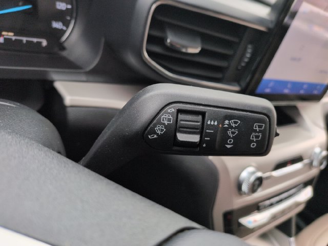 Certified 2023 Ford Explorer XLT w/ Equipment Group 202A AWD/4WD image 37