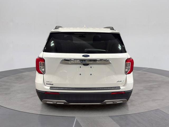 Certified 2023 Ford Explorer XLT w/ Equipment Group 202A AWD/4WD image 5