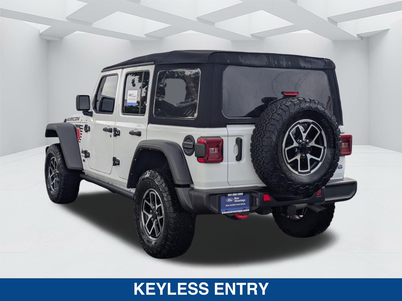 Used 2024 Jeep Wrangler Unlimited Rubicon AWD/4WD image 7
