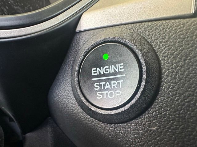 Certified 2022 Ford Escape SE w/ SE Sport Appearance Package image 23