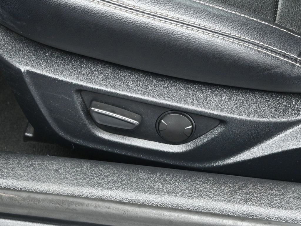 Certified 2022 Ford Mustang Premium image 37