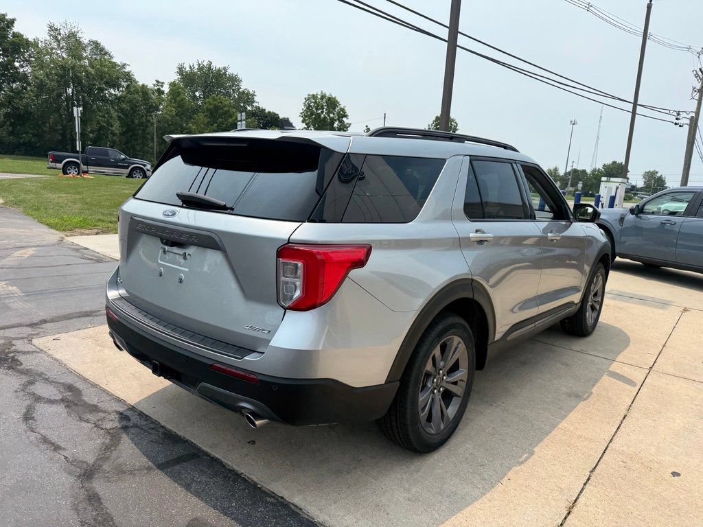 Certified 2024 Ford Explorer XLT w/ Equipment Group 202A AWD/4WD image 10