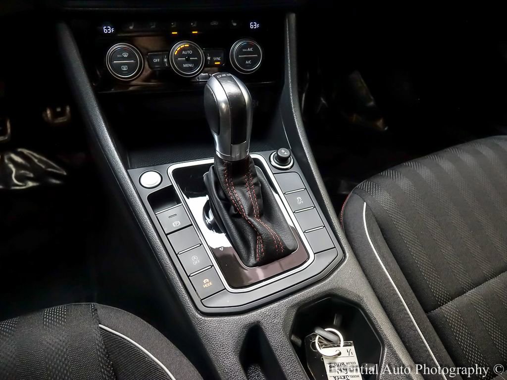 Used 2019 Volkswagen Jetta GLI FWD image 19