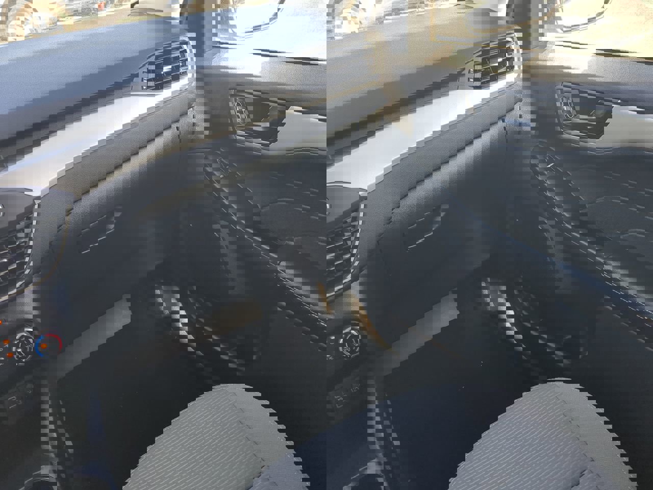 Certified 2022 Ford Escape S image 17