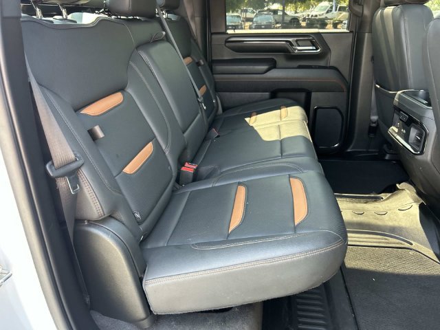 Used 2024 GMC Sierra 2500 AT4 w/ AT4 Preferred Package AWD/4WD image 25