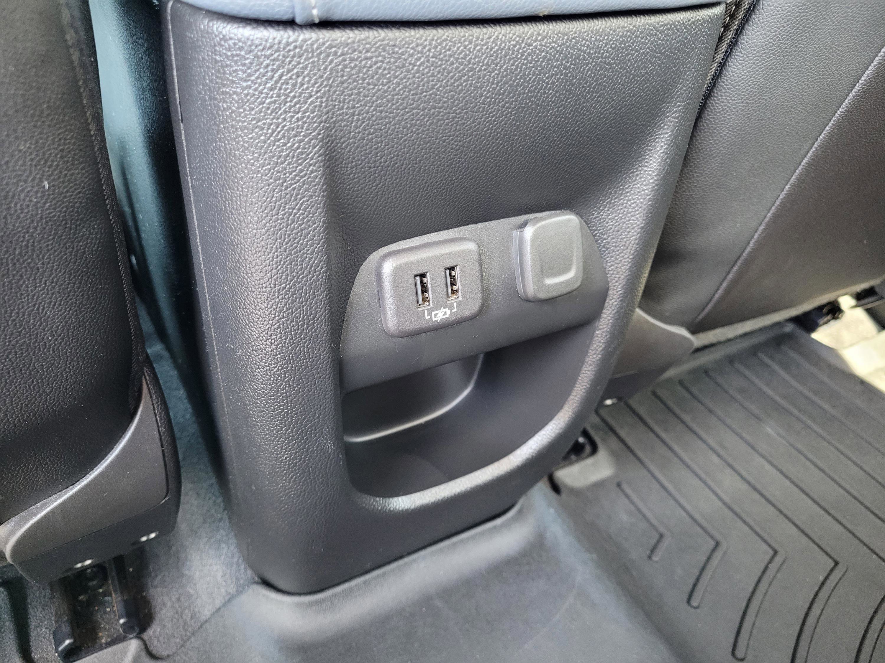 Used 2021 Chevrolet Colorado Z71 AWD/4WD image 23