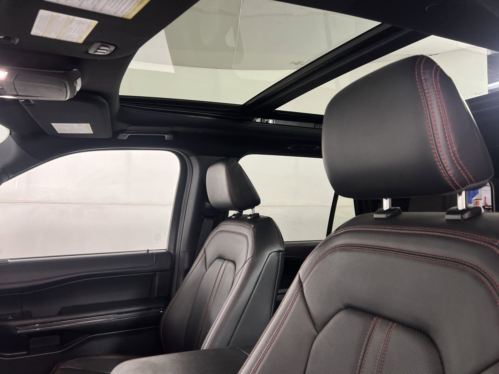 Certified 2022 Ford Expedition Limited image 24