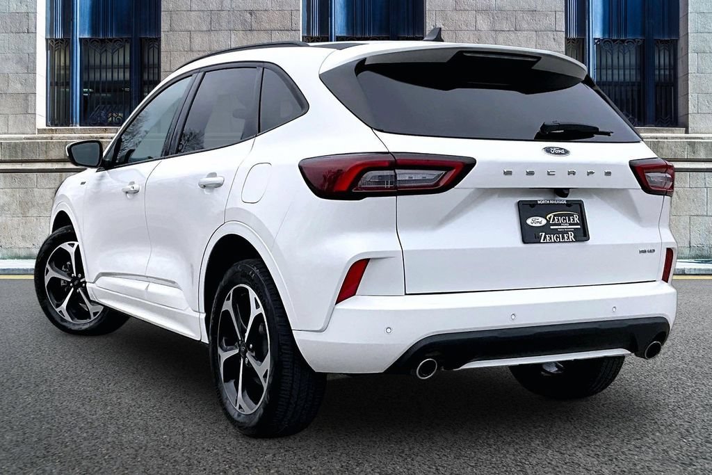Certified 2023 Ford Escape ST-Line Select w/ Tech Pack #2 AWD/4WD image 10