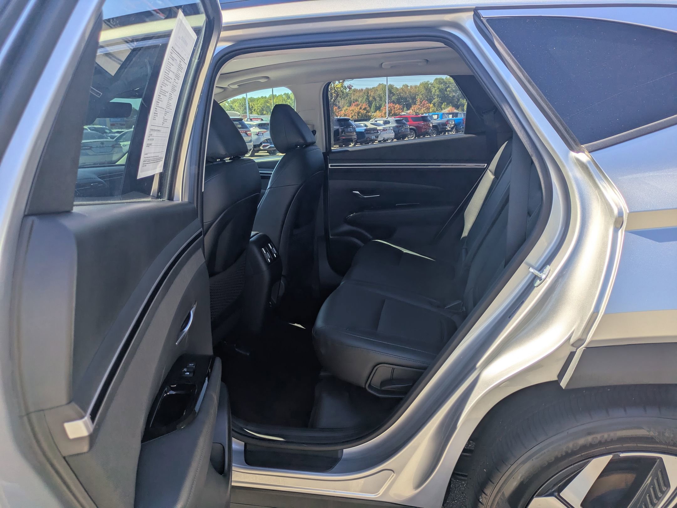 Used 2024 Hyundai Tucson Limited image 27