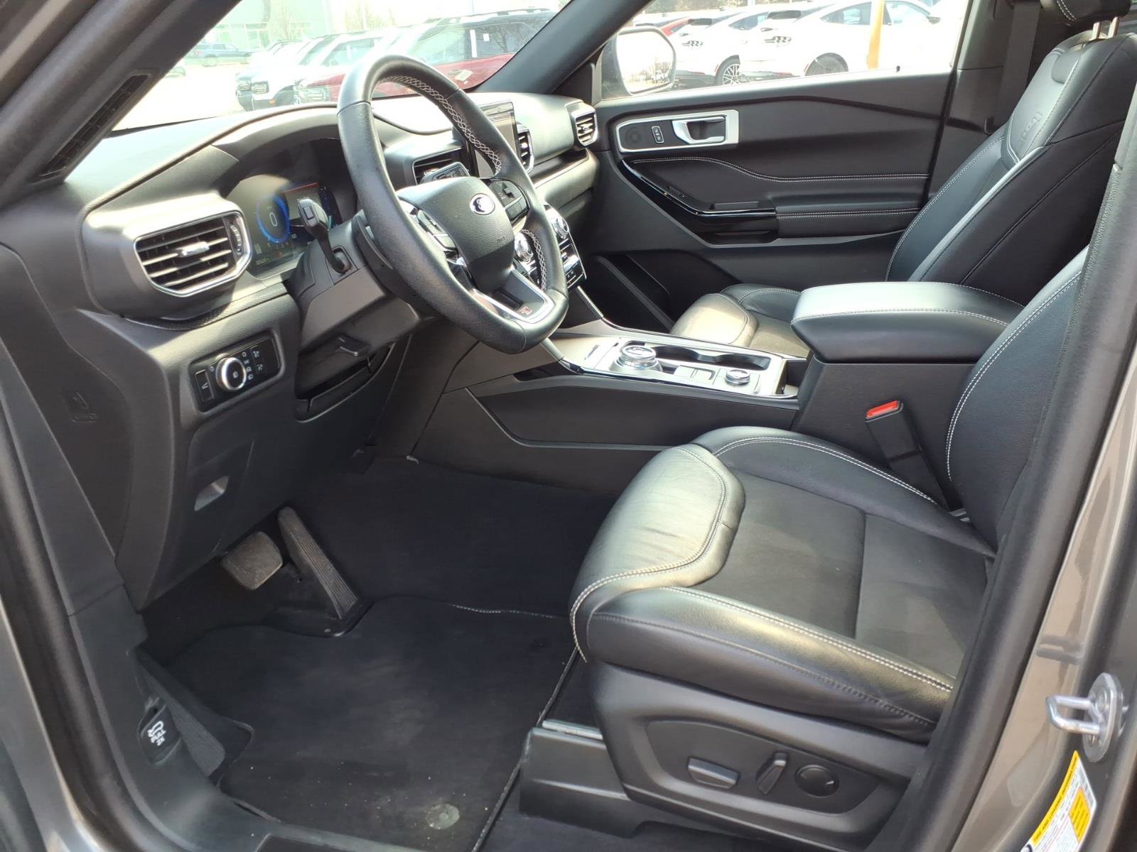 Certified 2023 Ford Explorer ST AWD/4WD image 11