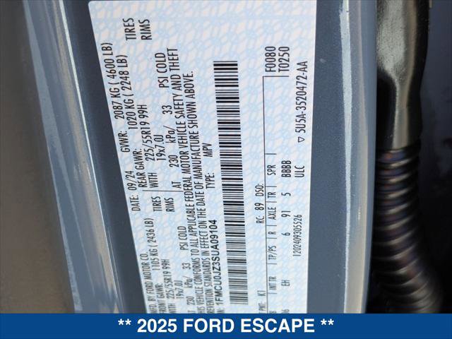 Certified 2025 Ford Escape Platinum image 25