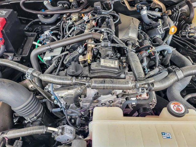 Used 2025 Toyota Tacoma SR5 image 30