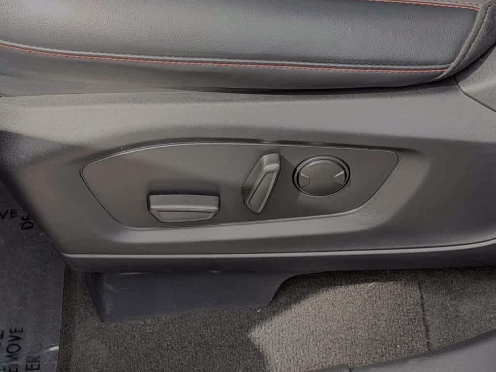 Certified 2025 Ford Explorer ST-Line AWD/4WD image 18