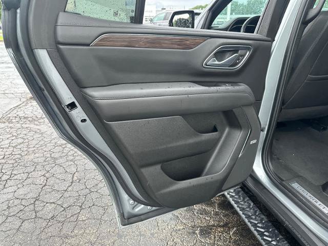 Used 2023 Chevrolet Tahoe Z71 w/ Z71 Off-Road Package AWD/4WD image 31