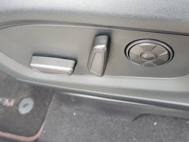 Certified 2021 Ford Explorer Platinum w/ Equipment Group 601A image 26