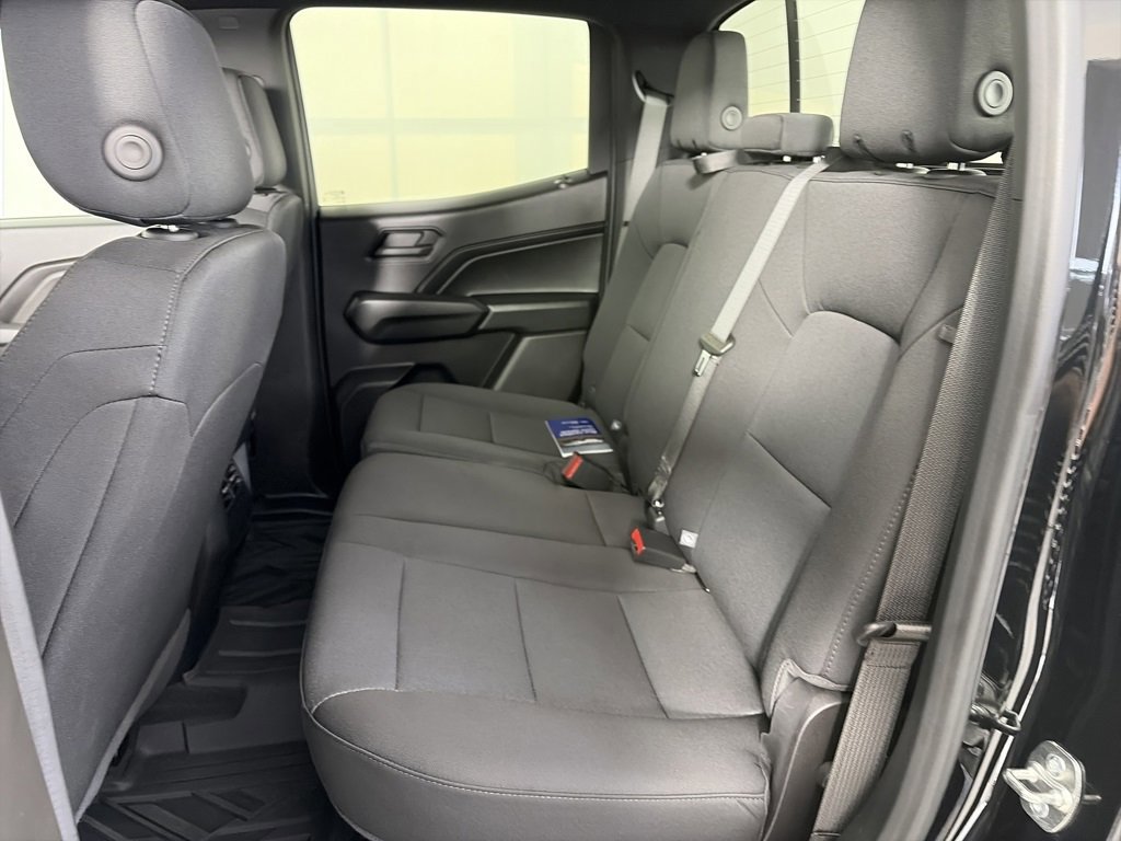 Used 2024 Chevrolet Colorado Trail Boss image 13