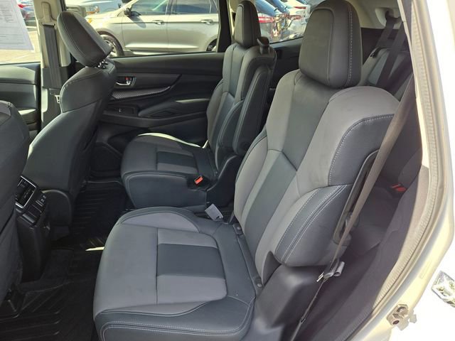 Used 2022 Subaru Ascent Onyx Edition image 6