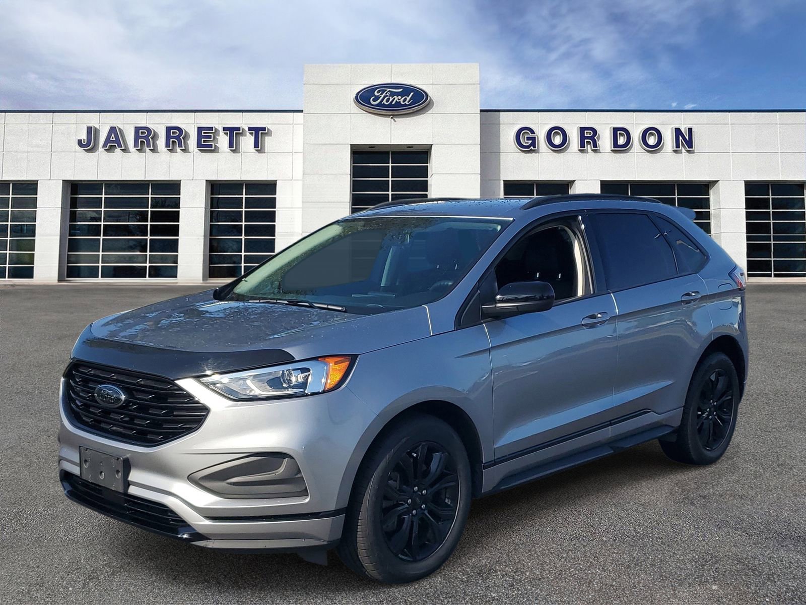 Certified 2022 Ford Edge SE w/ Black Appearance Package AWD/4WD image 2