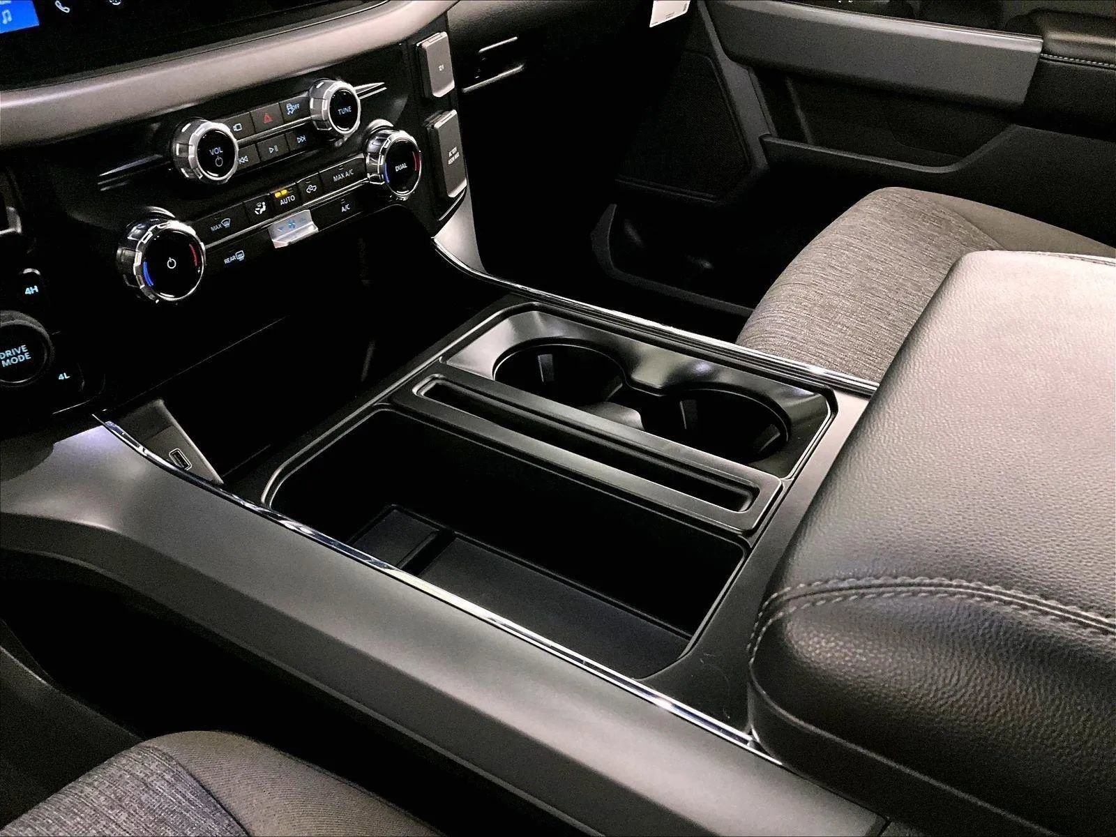 Certified 2025 Ford F150 XLT w/ Equipment Group 301A Standard AWD/4WD image 16