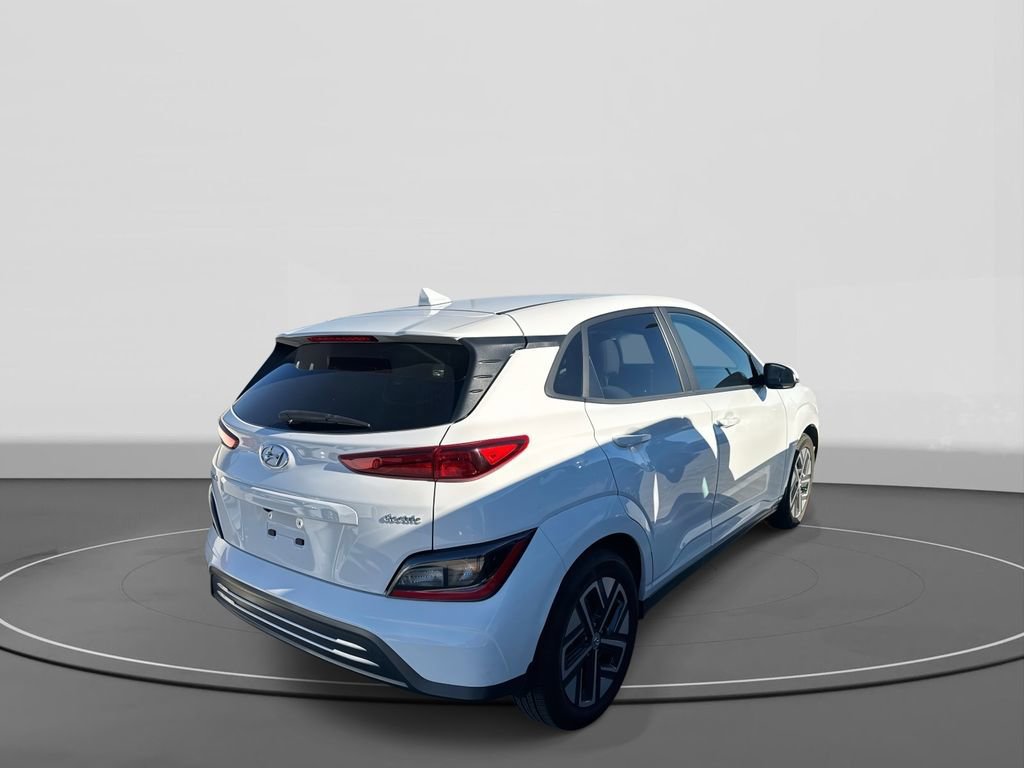 Used 2023 Hyundai Kona SEL image 5