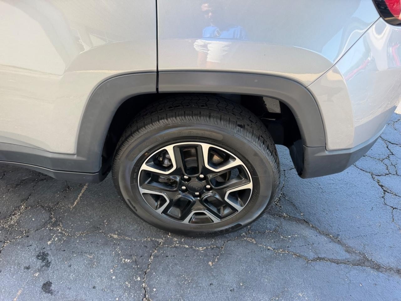 Used 2020 Jeep Compass Trailhawk AWD/4WD image 6