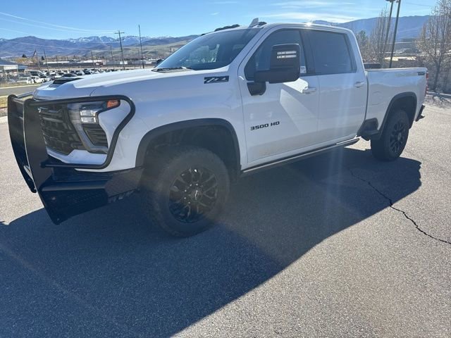 Used 2025 Chevrolet Silverado 3500 LTZ w/ LTZ Plus Package AWD/4WD image 1