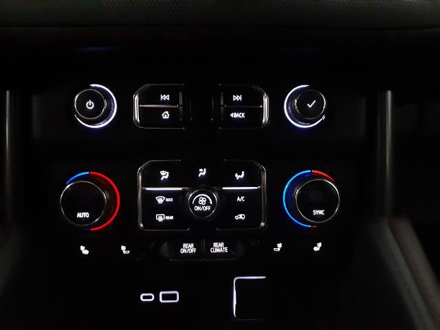 Used 2023 Chevrolet Suburban RST w/ Luxury Package AWD/4WD image 5