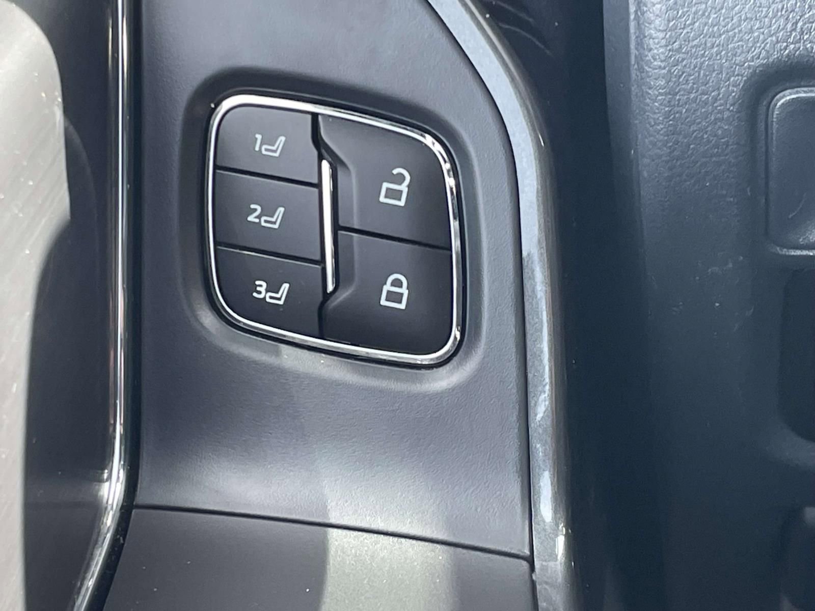 Certified 2023 Ford F150 Lariat image 27