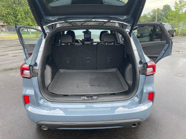Certified 2024 Ford Escape ST-Line w/ Tech Pack #1 AWD/4WD image 18