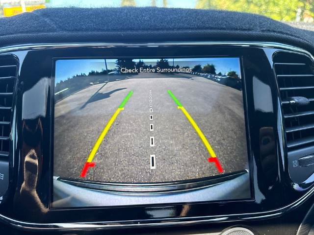Used 2020 Jeep Grand Cherokee Altitude AWD/4WD image 30