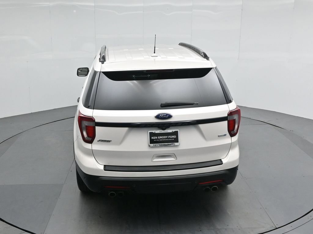 Certified 2018 Ford Explorer Sport image 15