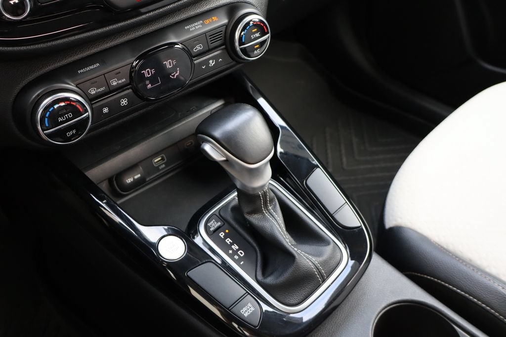 Used 2023 Kia Soul GT-Line FWD image 21