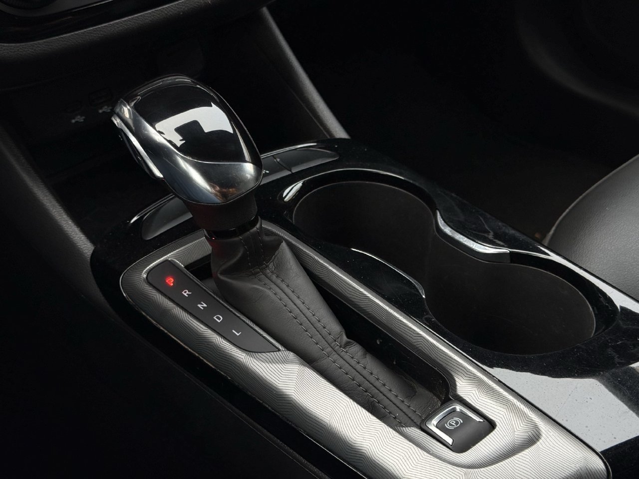 Used 2025 Buick Envista Sport Touring FWD image 19