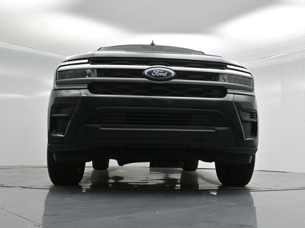 Certified 2024 Ford Expedition Max XLT image 57
